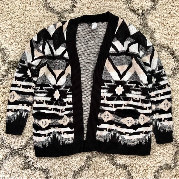 H&M Tribal Print Cardigan - Picture 3 of 6